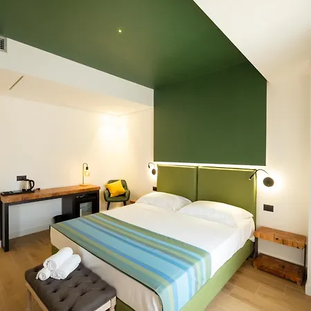 Ristorante Le Rose 호텔 *