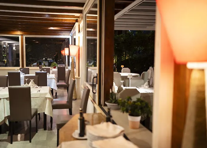 Ristorante Le Rose Hotel *